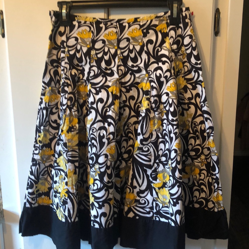 Women’s black/white/yellow Skirt